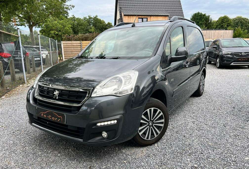 Peugeot 1.6 BlueHDi // Lichte Vracht // GPS // Garantie