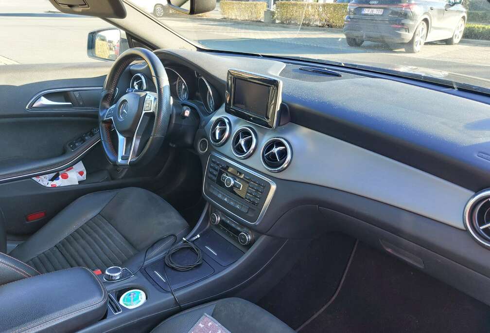 Mercedes-Benz CLA 200 CDI