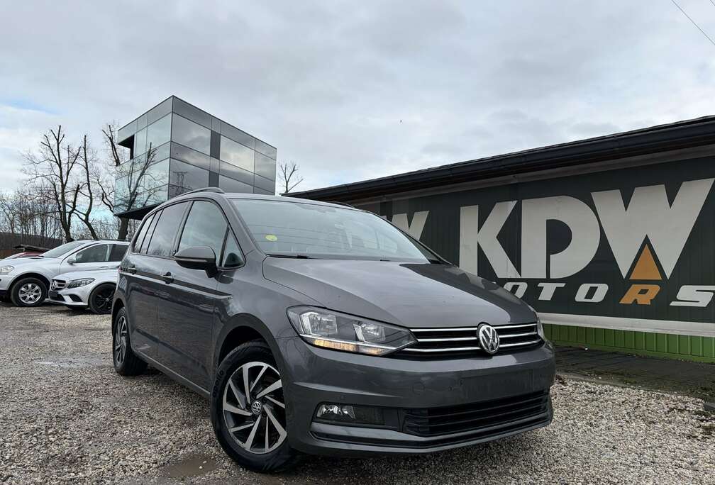 Volkswagen Touran 1.6 TDi SCR Sound