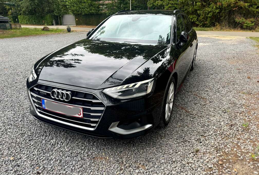 Audi A4 Avant 40 TDi S line S tronic