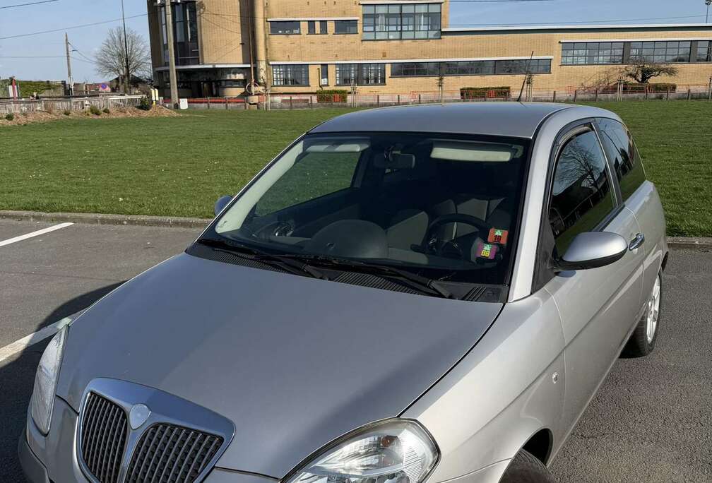 Lancia 1.4i