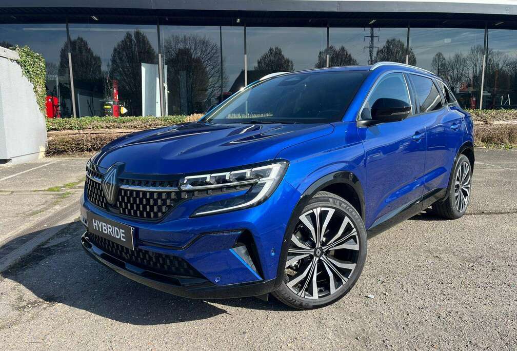 Renault ICONIC E-TECH FULL HYBRID 200