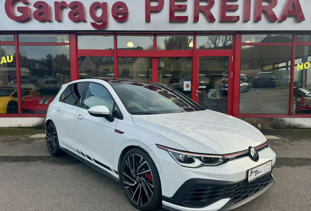 Volkswagen 2.0 TSI 300 CLUBSPORT DCC IQ LIGHT HEAD UP HARMAN