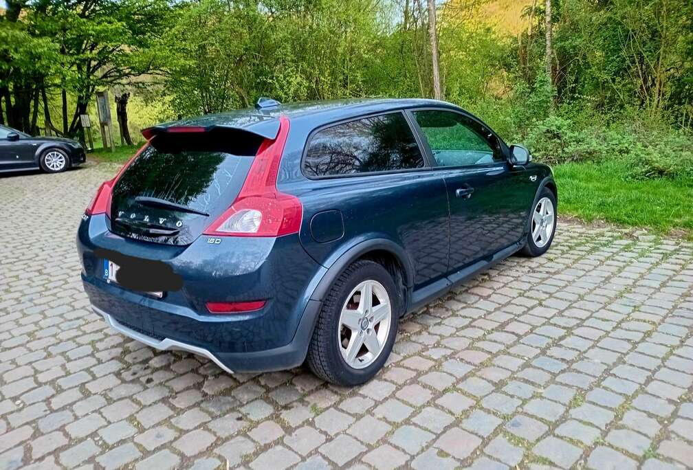 Volvo 1.6 D DRIVe Kinetic