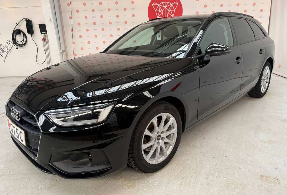 Audi Avant 35 TFSI S tronic Elektrische koffer Navi Smartphone interface Stoelverwarming Cruyse control Parkeer sensoren