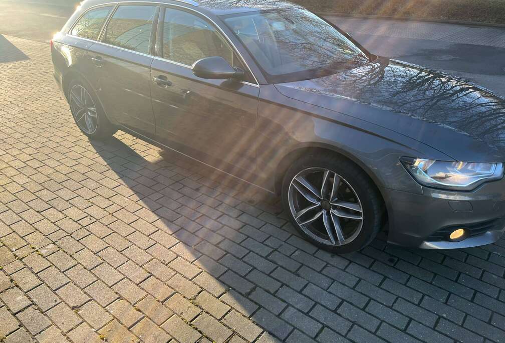 Audi A6 Avant 2.0 TDi Full Opt Car-Pass Etat neuf