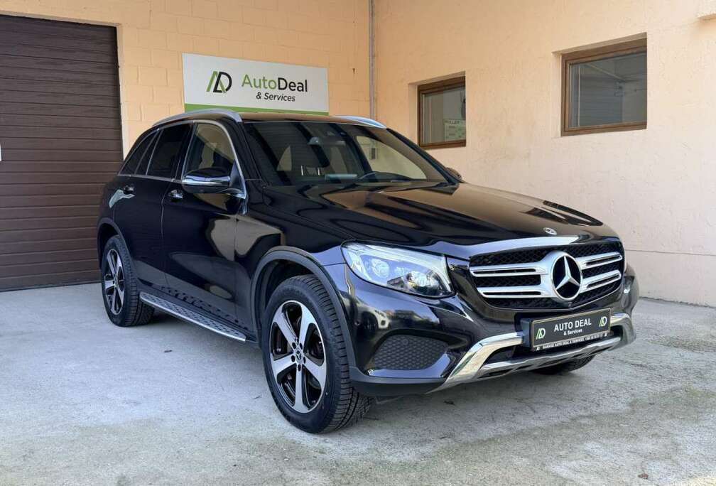 Mercedes-Benz Pack AMG 4MATIC CAMERA 360 211CV