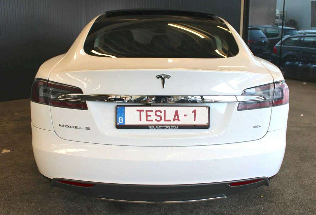 Tesla NEW BATTERY 2 YEARS WARRANTY - PANO - AUTOPILOT