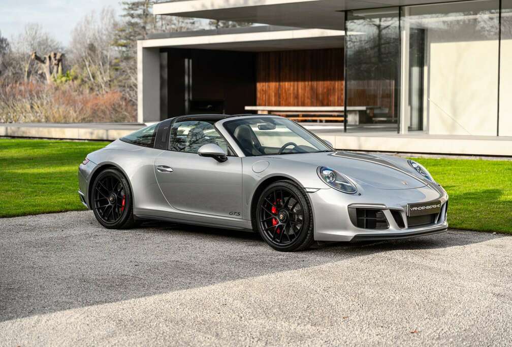 Porsche .2 TARGA 4 GTS/MANUAL GEARBOX/1 OWNER/LOW MILEAGE