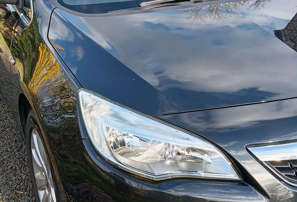 Opel Astra Sports Tourer 1.7 CDTi ecoFLEX Cosmo Start/Stop DPF