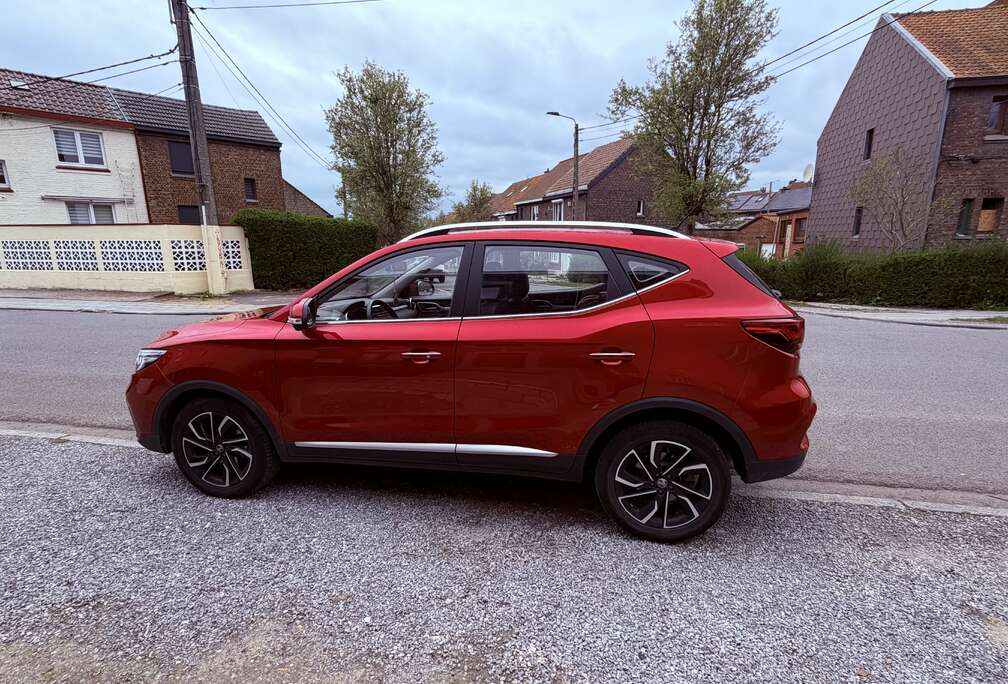 MG 1.0 T-GDi Luxury AT