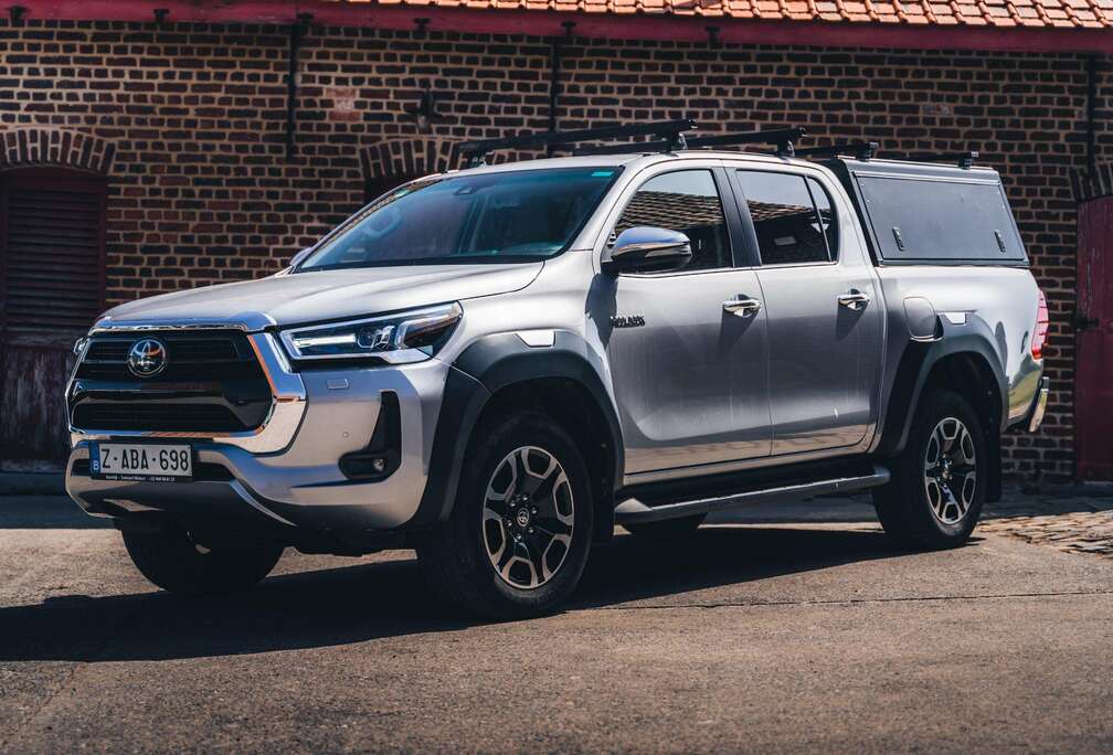 Toyota Lounge 2.8D AUTOMAAT