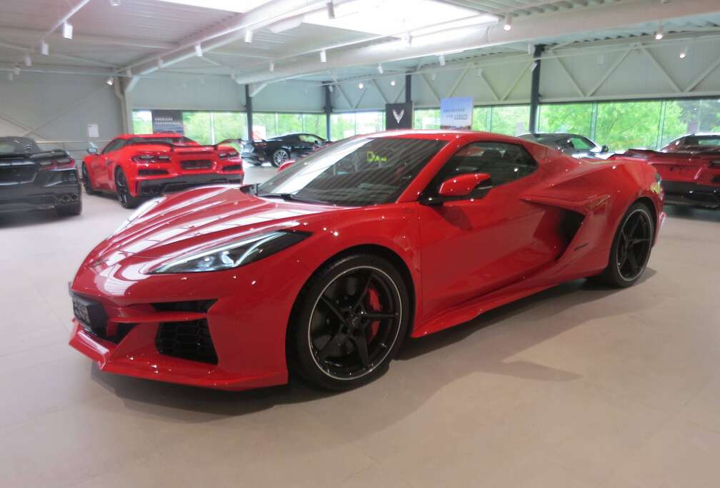 Chevrolet C8 Eray 3LZ convertible