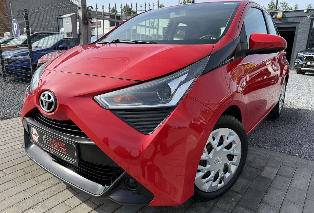 Toyota 1.0i X-play-Automat15.353 kmGar 01/2032