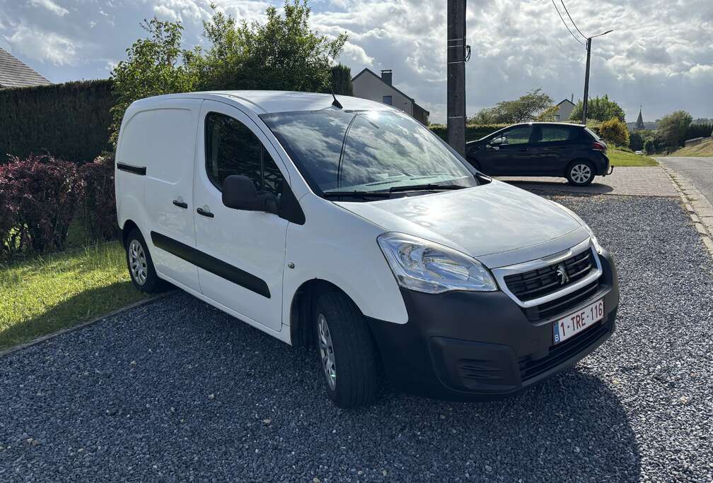 Peugeot Peugeot Partner 2018  1.6 BlueHDi 100  Roule par