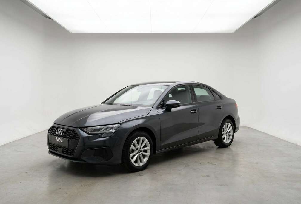 Audi *  30 TFSI* * TVAC* CARPLAY* XENON* NAVI* GARANTIE 12 MOIS*