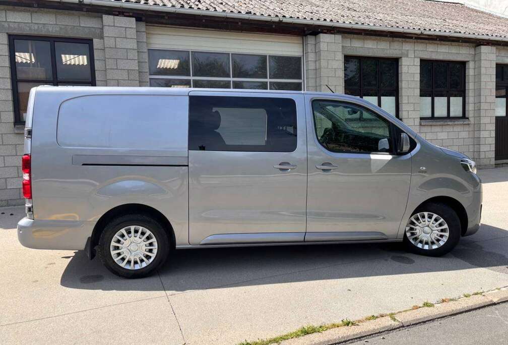Toyota 2.0 D-4D  Long Comfort S/S (EU6.3)