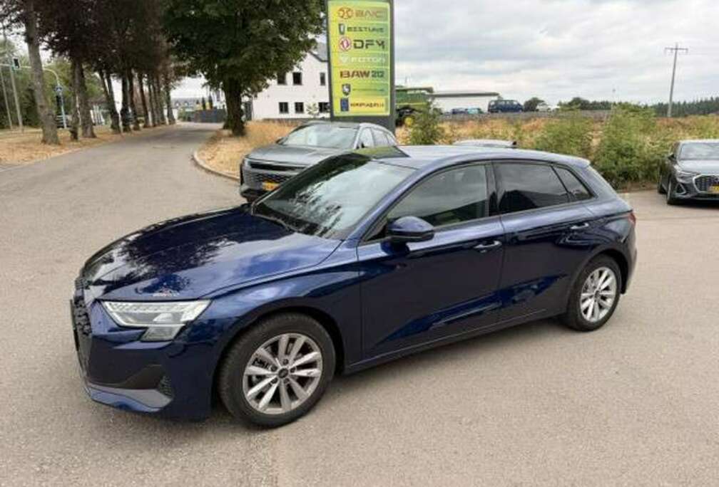 Audi SPORTBACK TFSI 110KW S-TRONIC