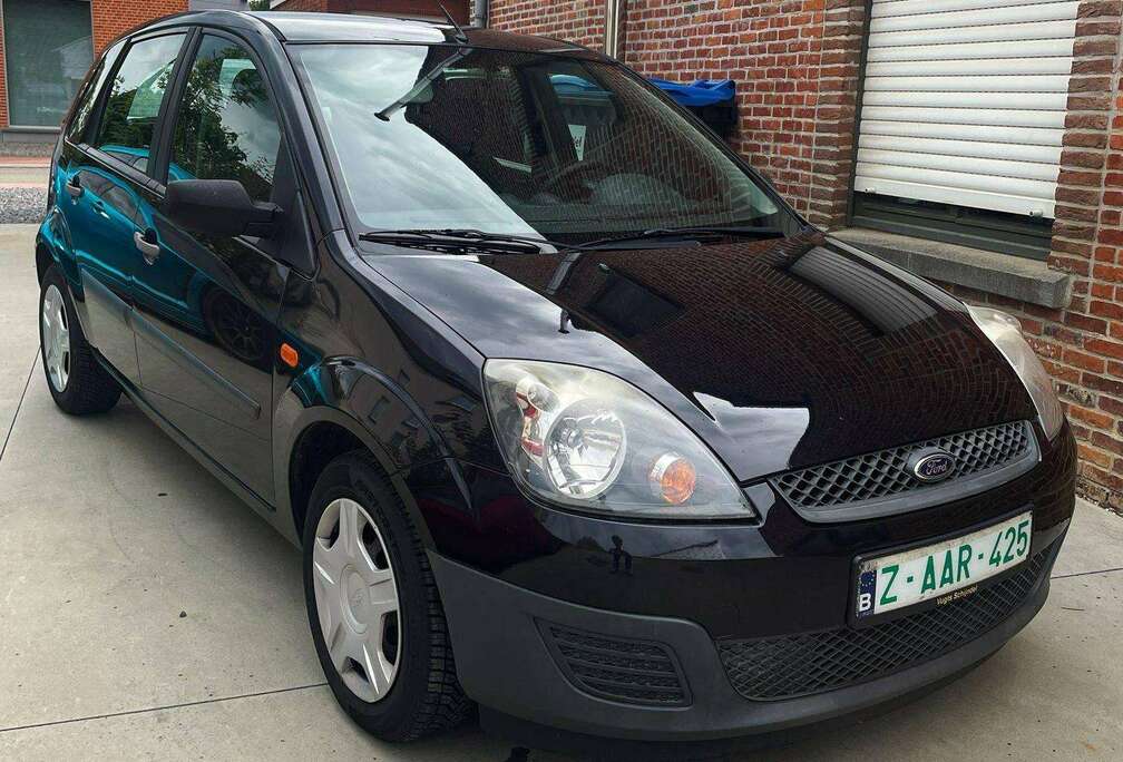 Ford Fiesta 1.3i Ambiente