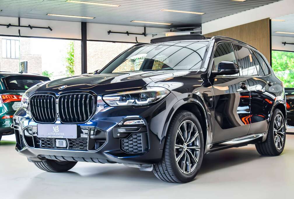 BMW 3.0A xDrive45e M-Sport Night Edition 08/2021