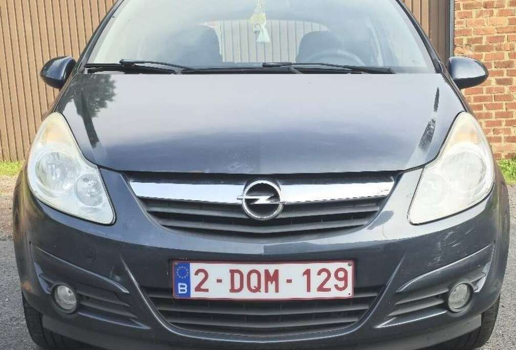 Opel 1.2i Cosmo