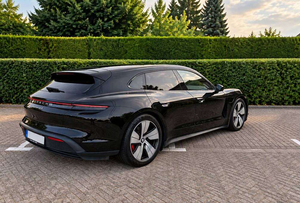 Porsche Taycan Sport Turismo 4S / Pano / AIR / Bose / ACC/ BTW aftrekbaar