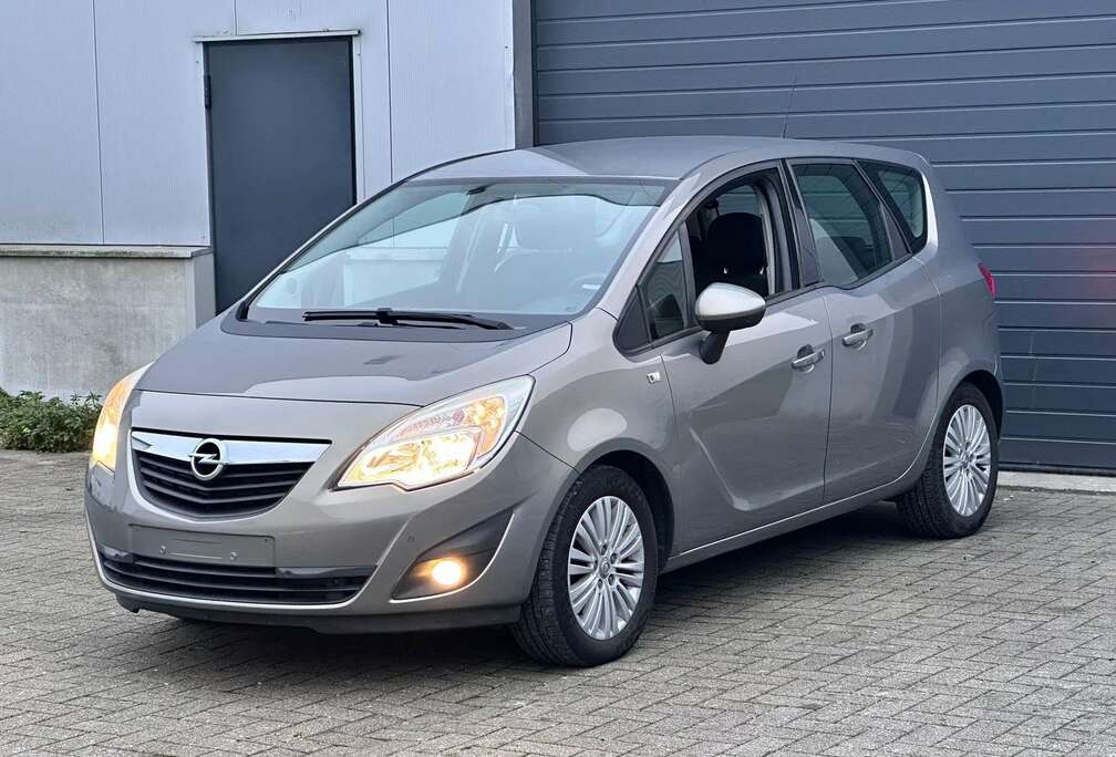 Opel Meriva 1.4 Benzine