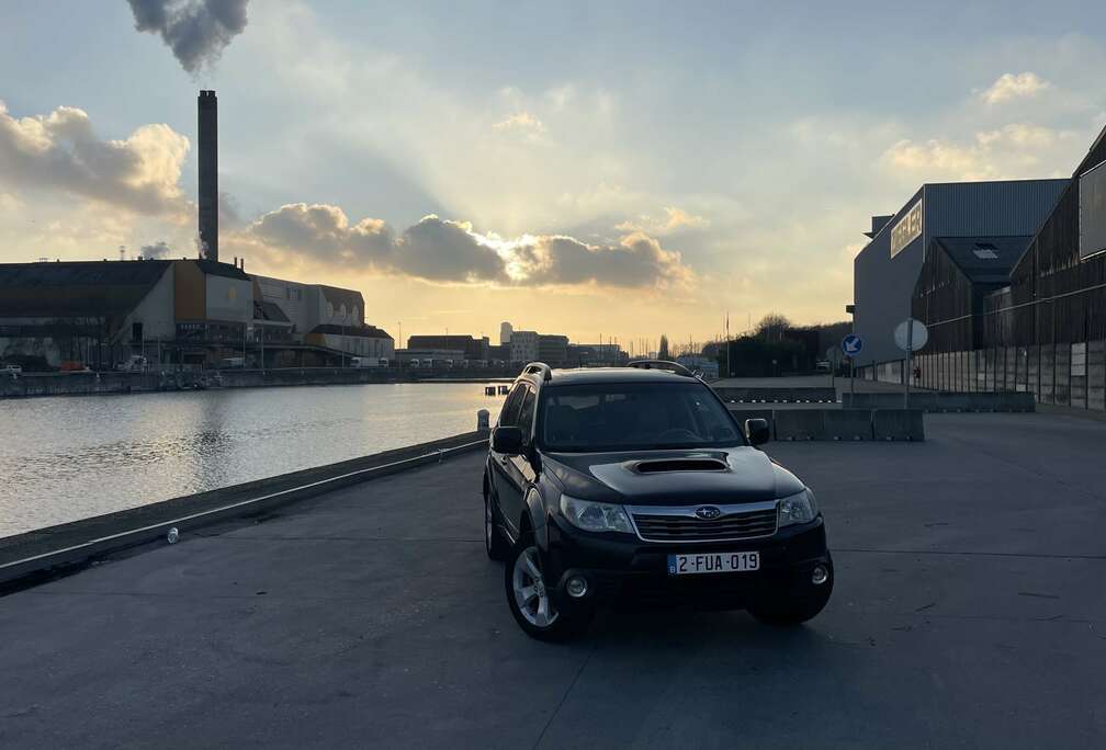 Subaru 2.0 D Luxury Plus