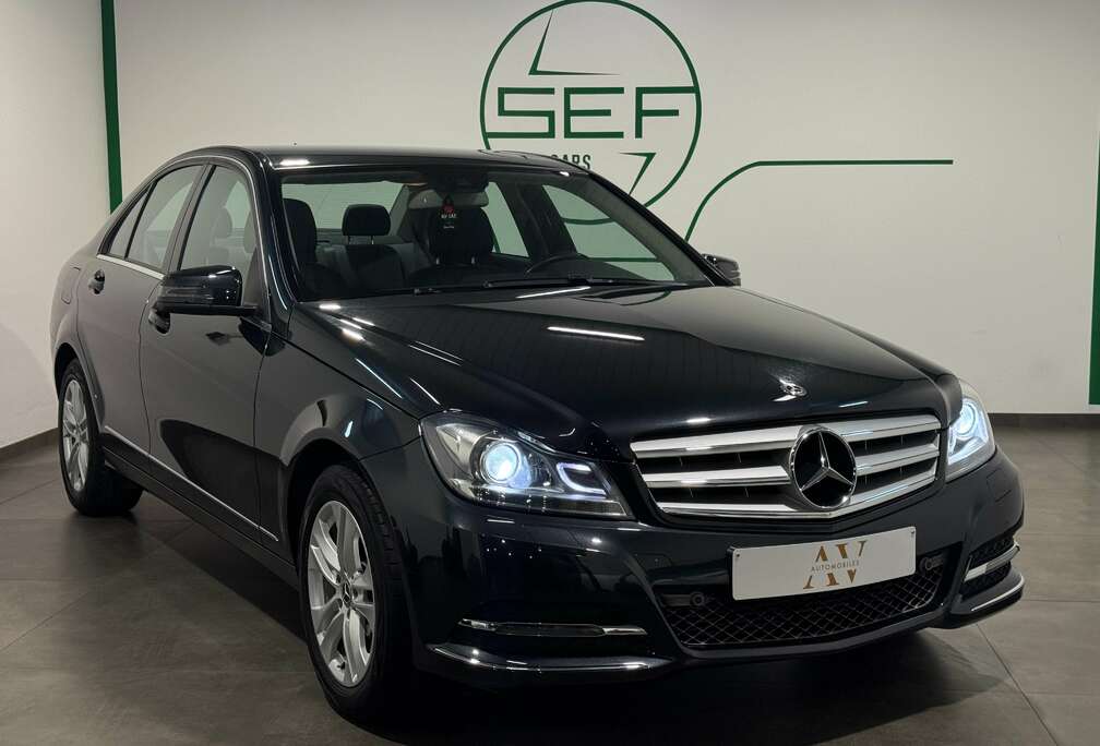 Mercedes-Benz ** Avantgarde **Start/Stop ** GPS ** Garantie 12 mois **