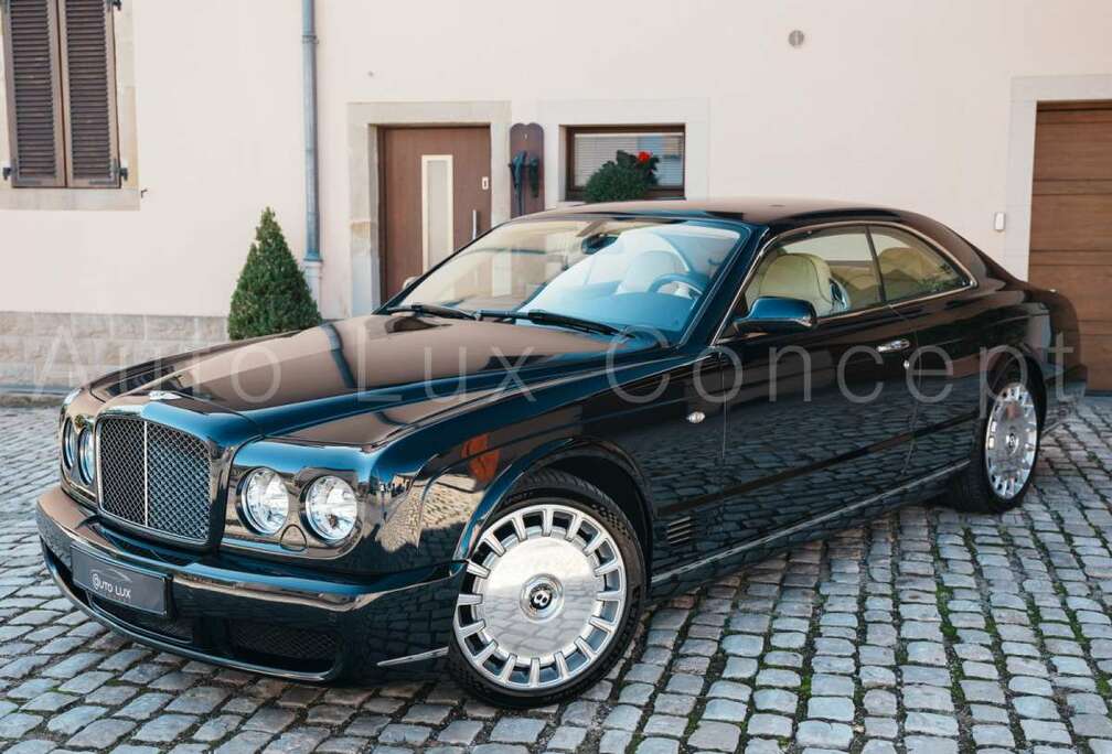 Bentley 6.75 V8 Coupé 1 of 426/Ceramic/New Tyres