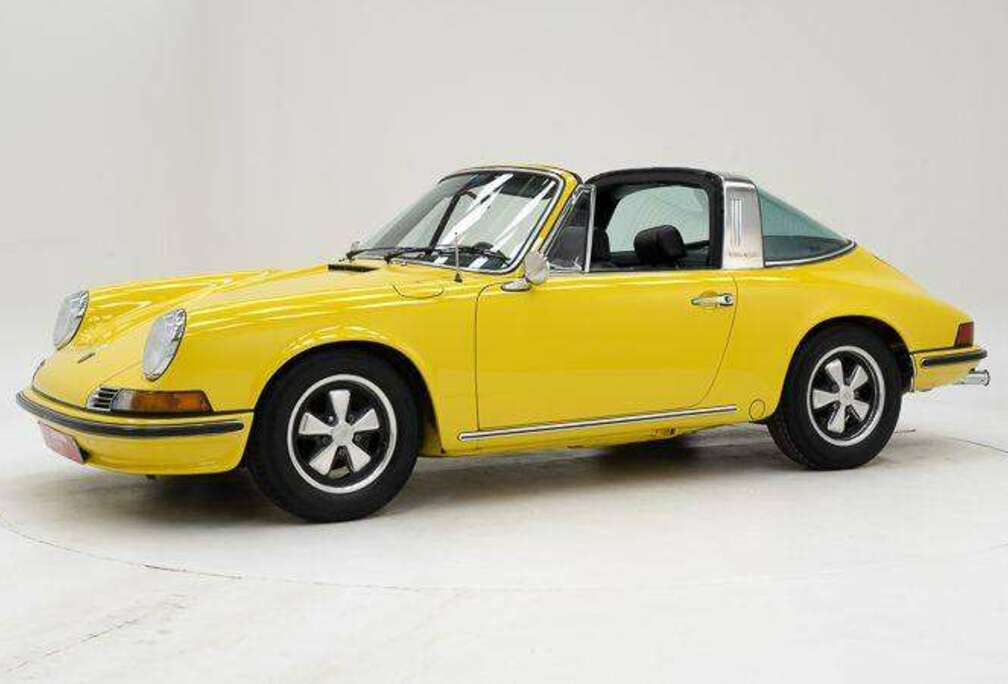 Porsche 2.2 E Targa \'68 CH10195