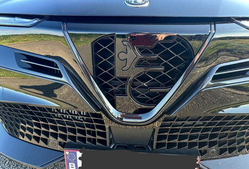 Alfa Romeo Junior 1.2 Turbo Hybrid Ibrida Intensa Intensa