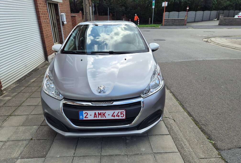 Peugeot 208 1.2i PureTech Style