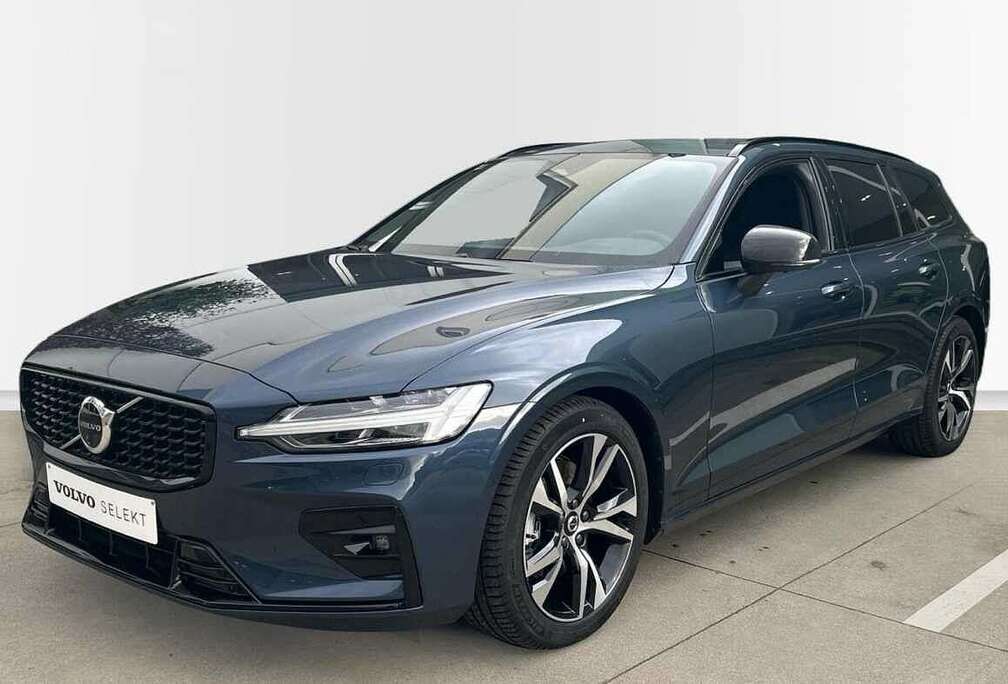 Volvo Plus, B4 Mild-Hybrid, Benzine, Dark