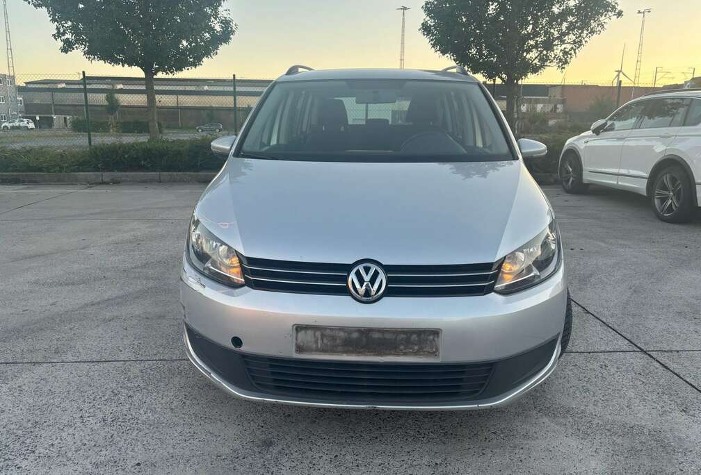 Volkswagen 1.6 TDi Trendline 7 Places