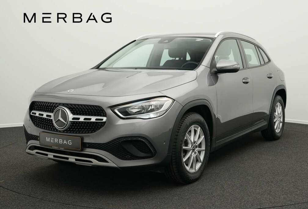 Mercedes-Benz GLA 180 d Kamera+PTS+SHZ+MBUX