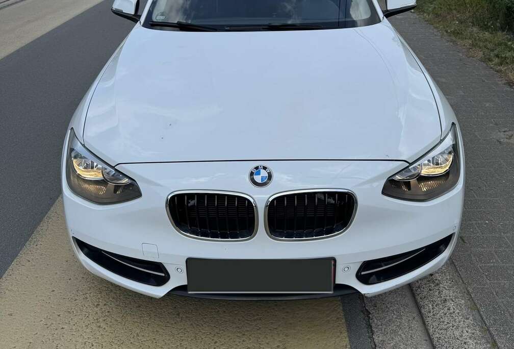 BMW 116iA edition SPORT 136ch  179.000 km  2 jeux de
