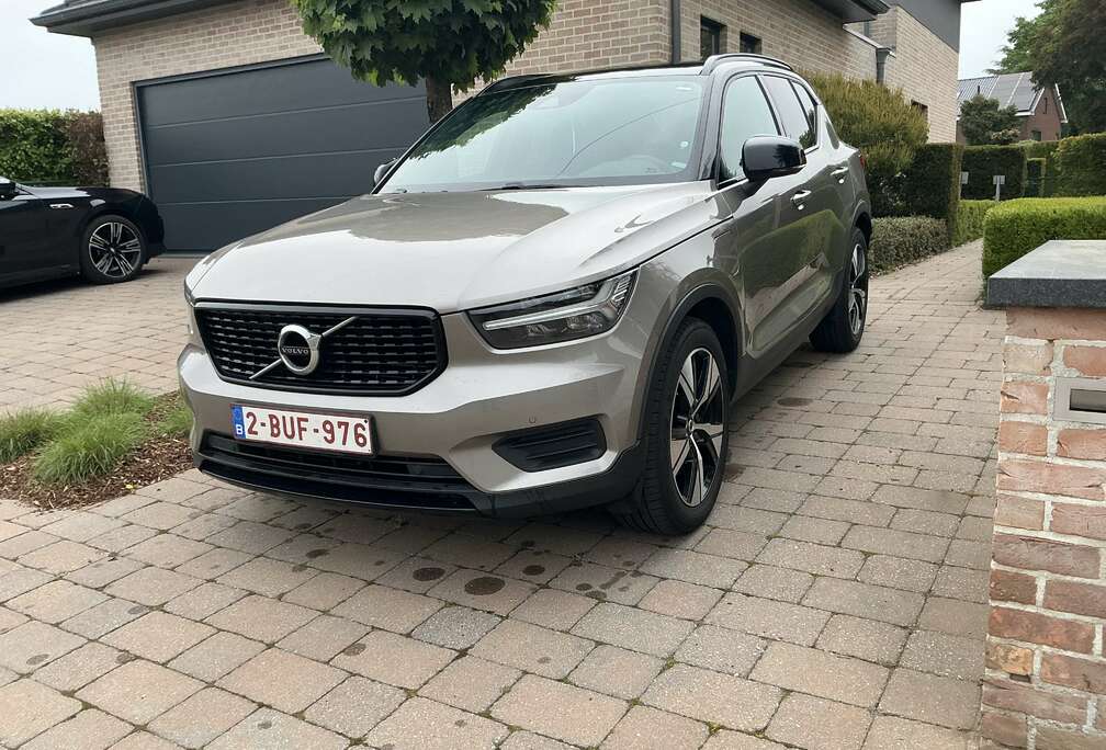 Volvo 1.5 T4 PHEV Plus Dark Design DCT