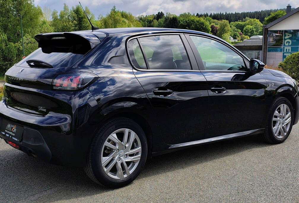 Peugeot 208 1.2i PureTech Active (EU6.3) - Conduite PMR