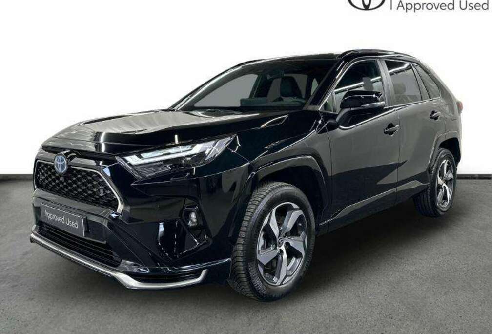 Toyota Premium Plus PHEV AWD