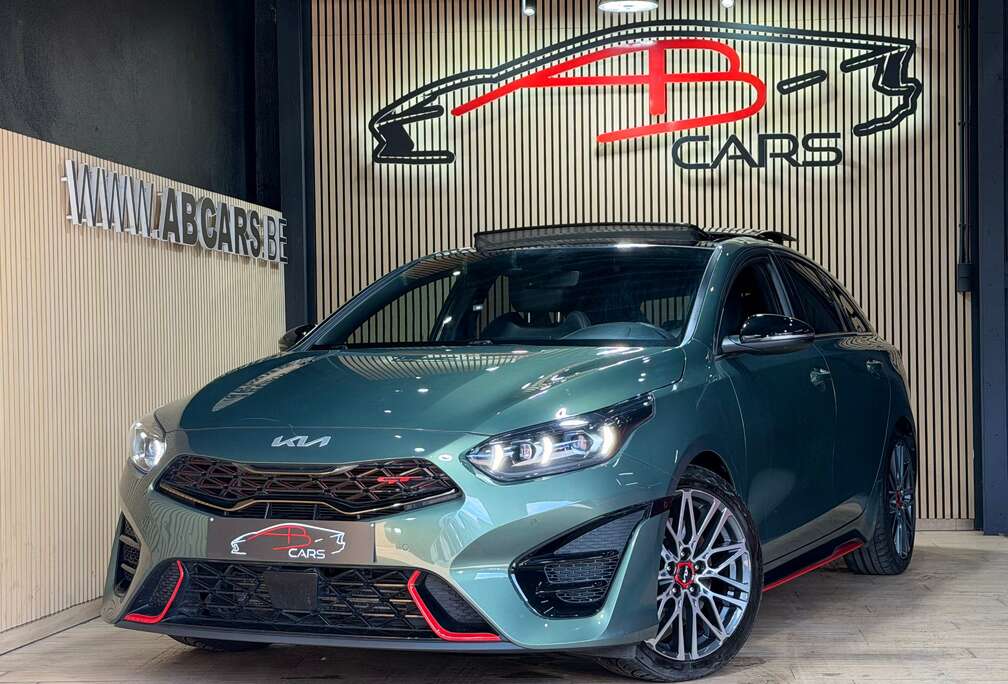 Kia GT 1.6 T-GDi GT ISG DCT * GT SPORT * GARANTIE 12 MOIS *