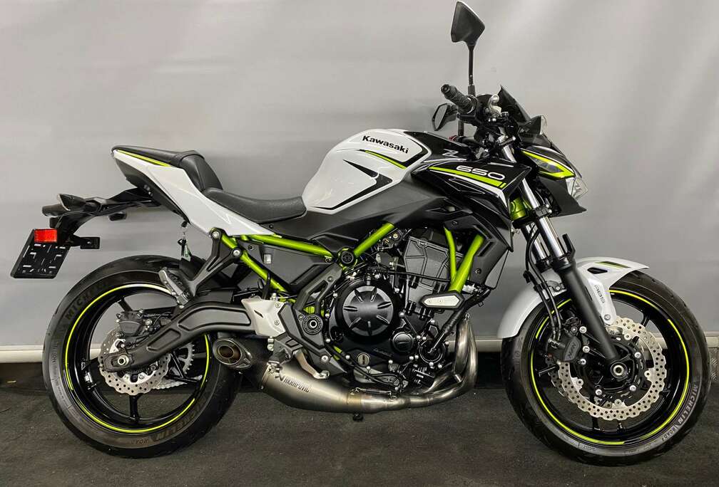 KAWASAKI Z 650 PERFORMANCE *** garantie ***