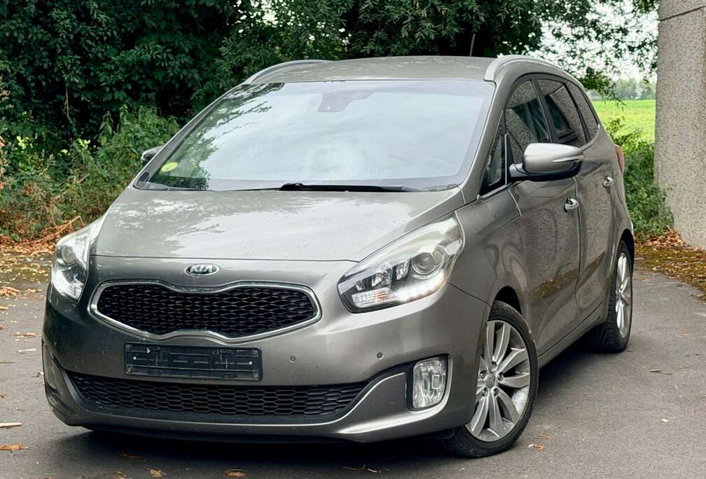 Kia Carens 1.7 CRDI Lounge // 7 PLACES //