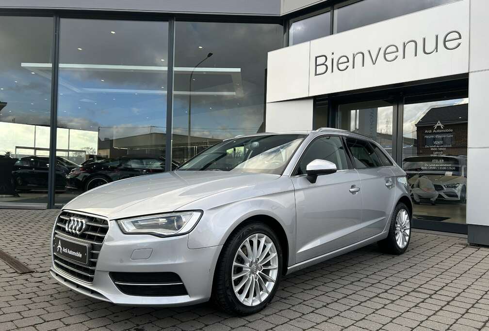 Audi Sportback 1.6 TDi *GARANTIE*1ER PROP*SIEGES CHAUFF