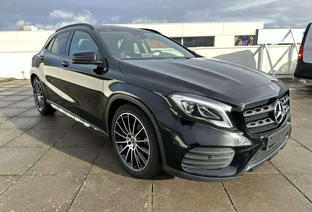 Mercedes-Benz WHITE ART EDITION/AMG/19\