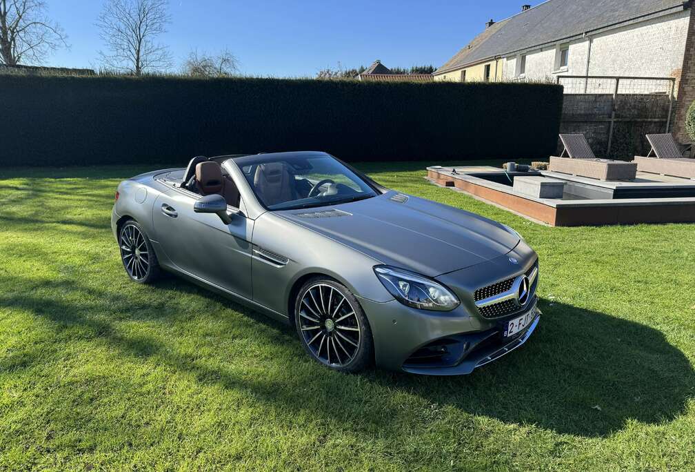 Mercedes-Benz SLC 200