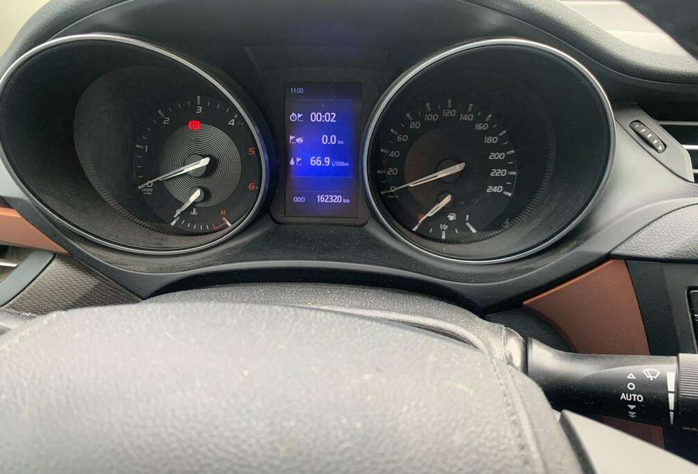 Toyota Avensis SW 2.0 D-4D Business Executive