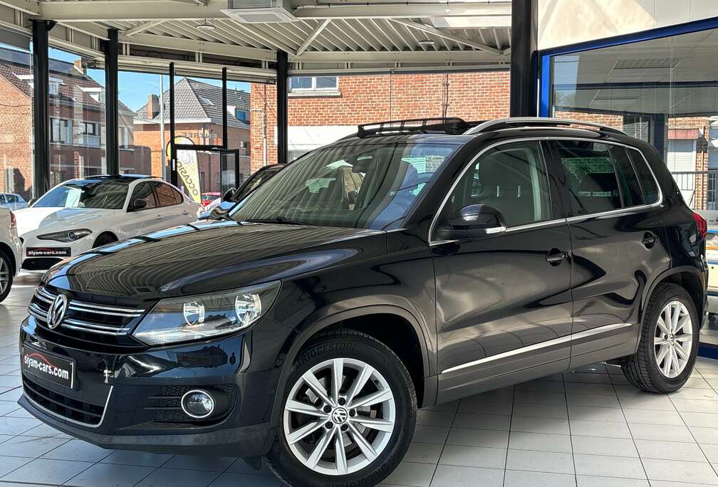 Volkswagen Tiguan 2.0 TDi *CUIR * TOIT * GPS * PDC * EURO 6 * JANTES * CARNET *