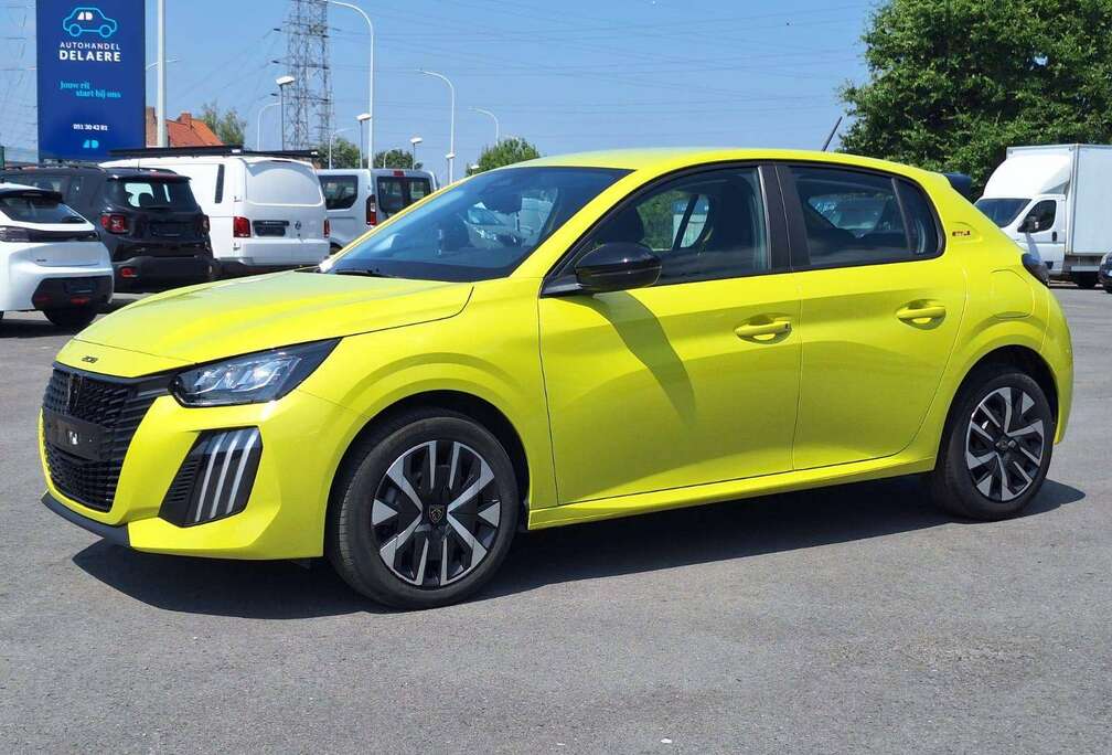 Peugeot 1.2i Hybrid Style e-DCS Active