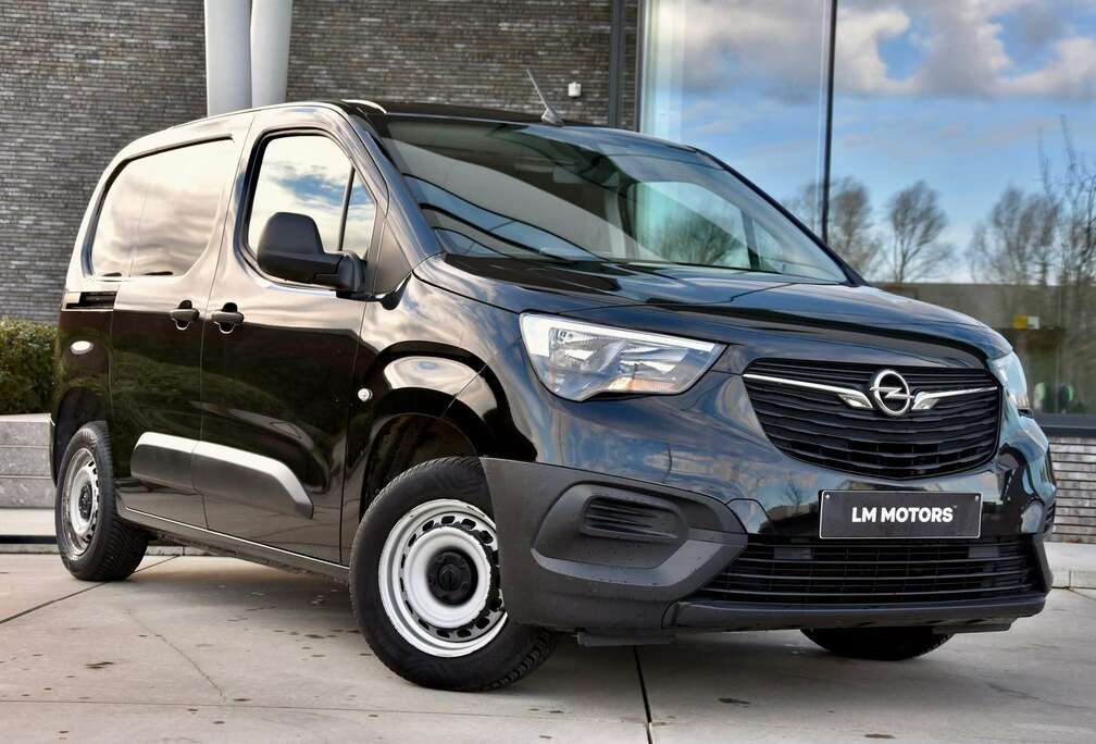 Opel 1.5 HDI **LICHTE VRACHT ** 3 ZIT PLAATSEN ** BTW AFTREKAAR **